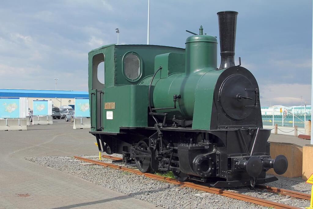 Lokomotive MINOR im Hafen Reykjavík - Toto: Benno Bickel 26.08.2015